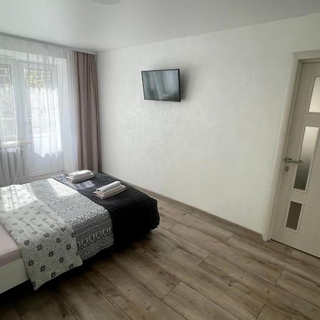 Нова 2Х Кімнатна В Центре รีฟเน ภายนอก รูปภาพ