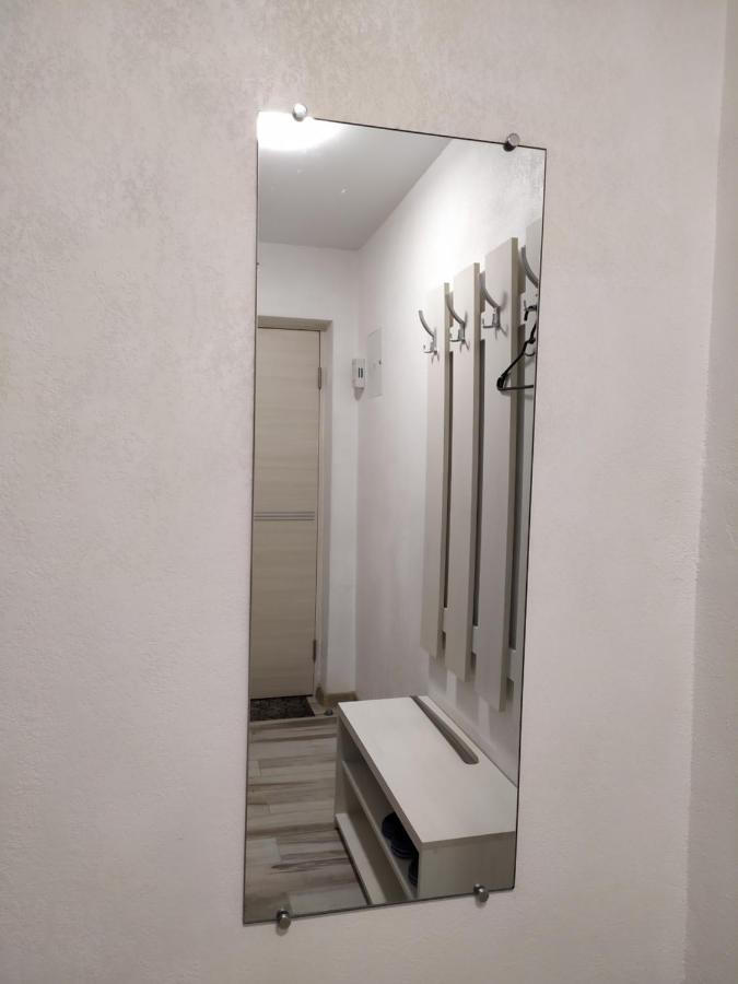 Нова 2Х Кімнатна В Центре รีฟเน ภายนอก รูปภาพ